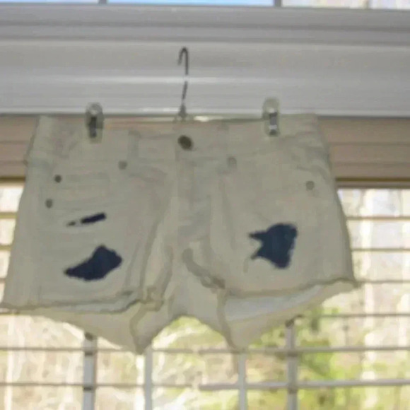 AMERICAN EAGLE Outfitters Shortie Stretch Patch Light Wash Jean Shorts Size 4 - Picture 1 of 7